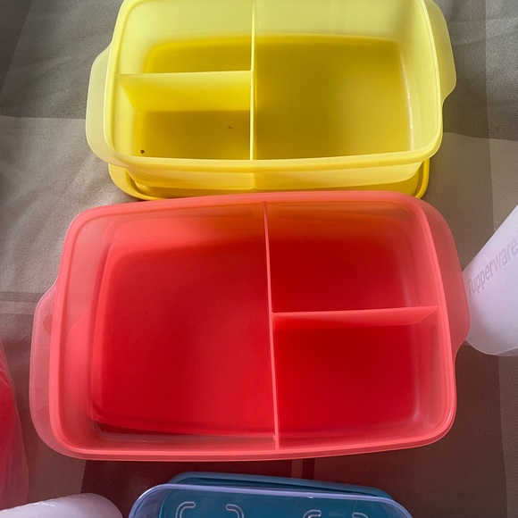 Tupperware - Picture 5 of 8